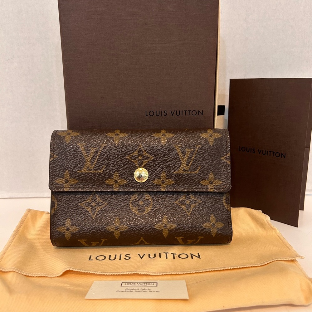Louis Vuitton Alexandra Monogram Wallet